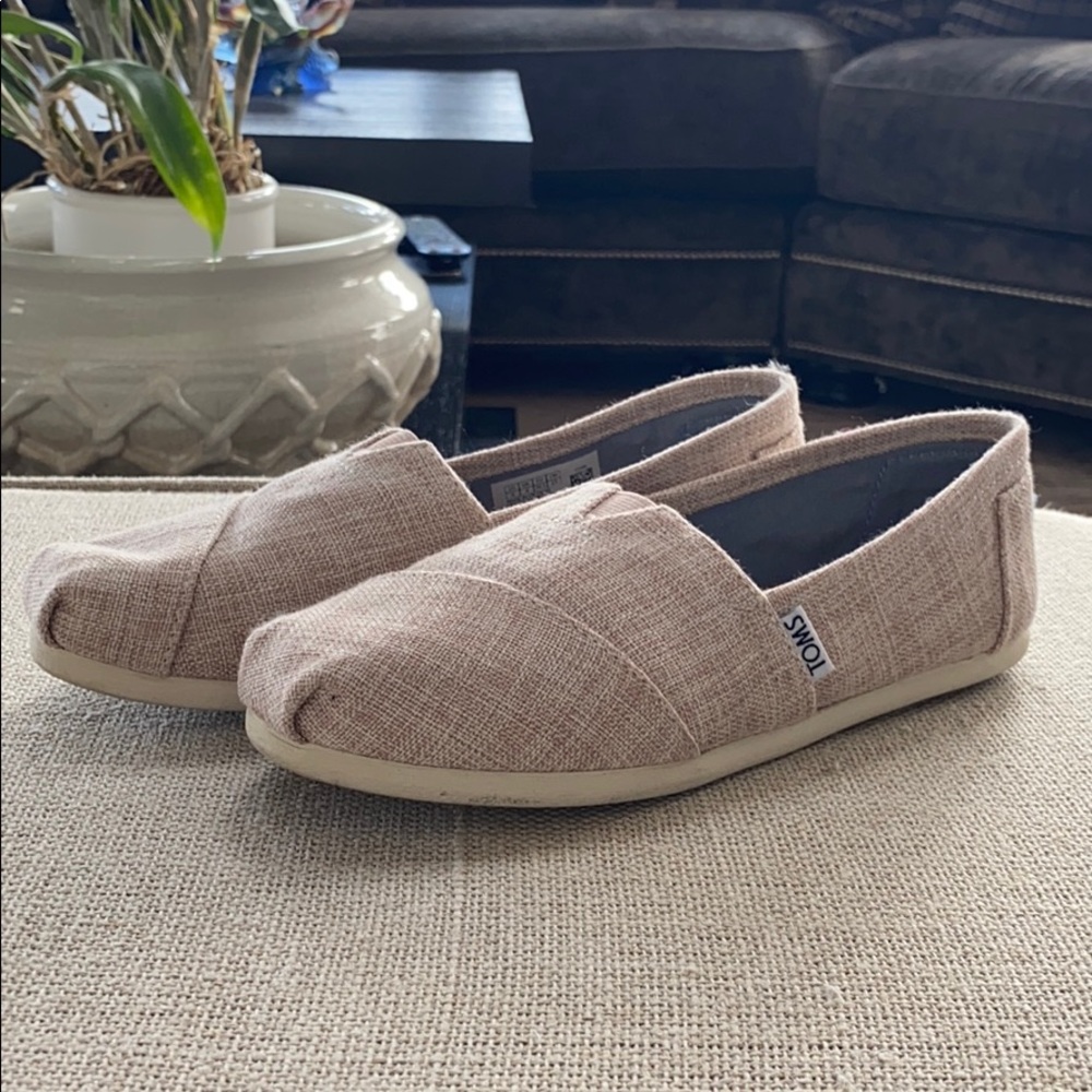 Toms women’s classics